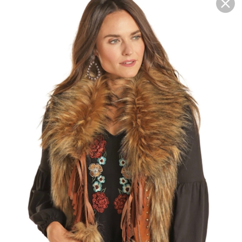 Collection by Panhandle western wear size XL ladies fur vest, brown in color
